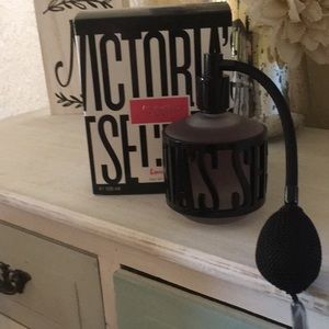 Victoria secret LOVE ME!!!